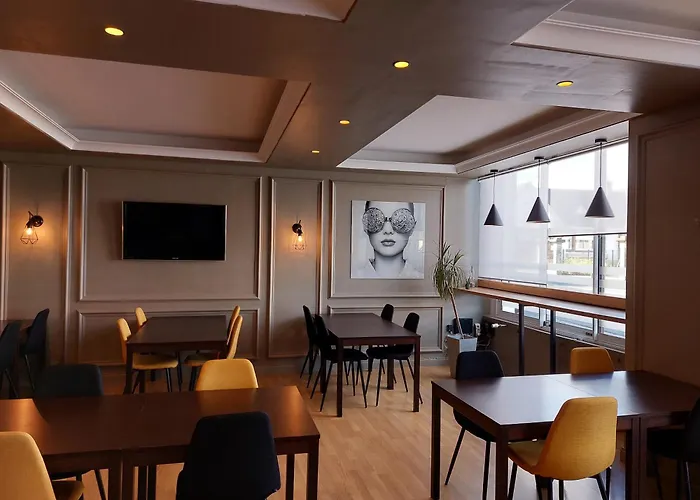 Cit'Hotel L'Europe - Cholet Gare